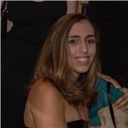 hai bisogno di un aiuto con i compiti oppure con lo studio d'Italiano, ti aiuto!